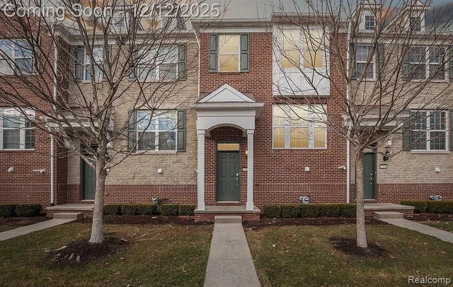 27846 Hopkins Drive, Novi city