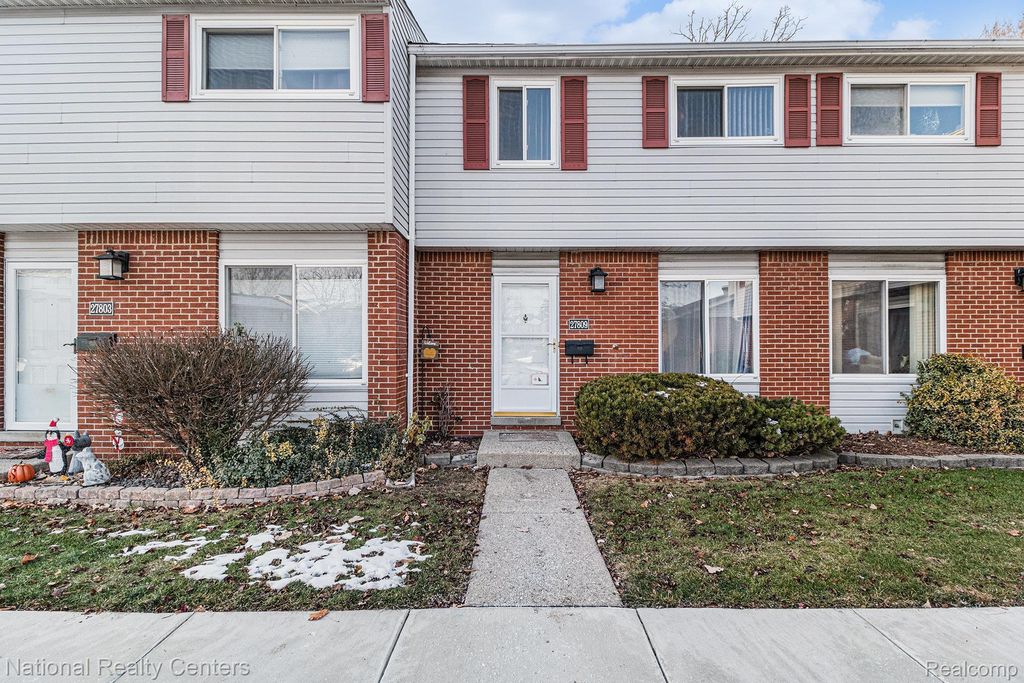 27809 Eastwick Sq., Roseville