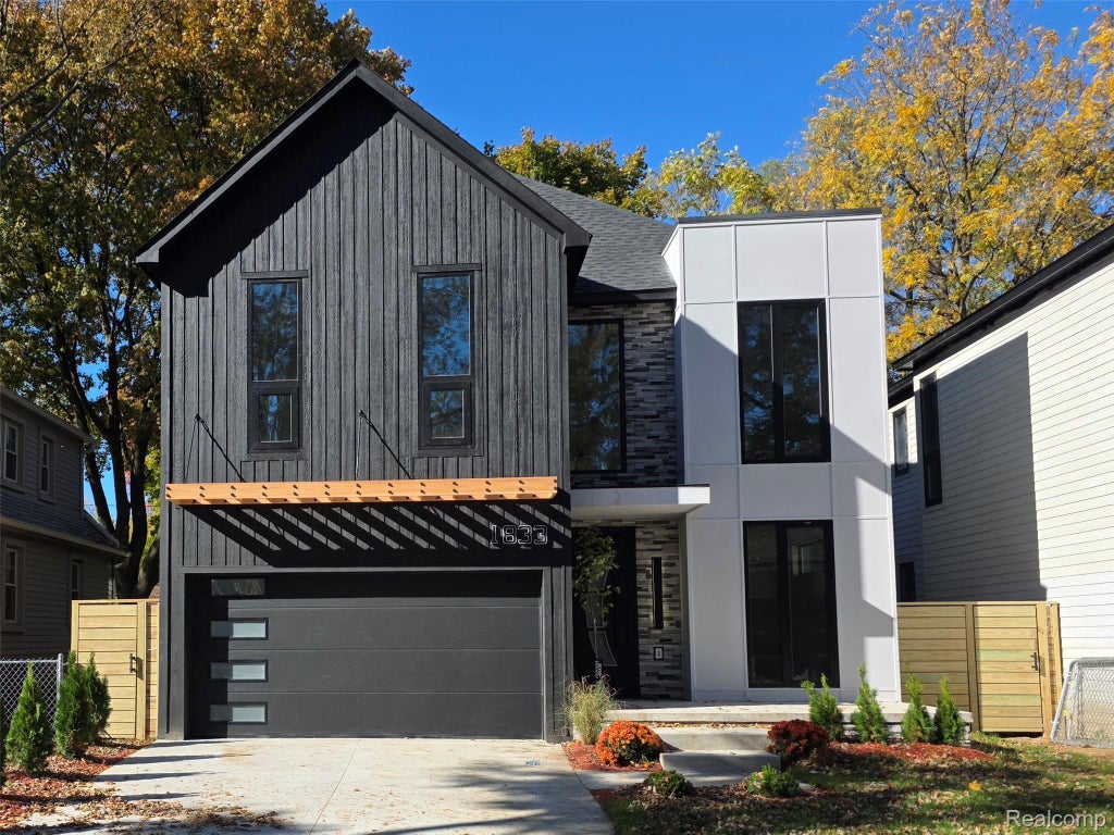 1833 N Washington Avenue, Royal Oak city