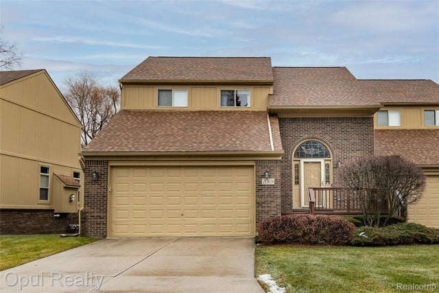 2069 Rochelle Park Drive, Rochester Hills city