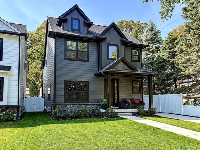 1935 Brookwood Avenue, Royal Oak city