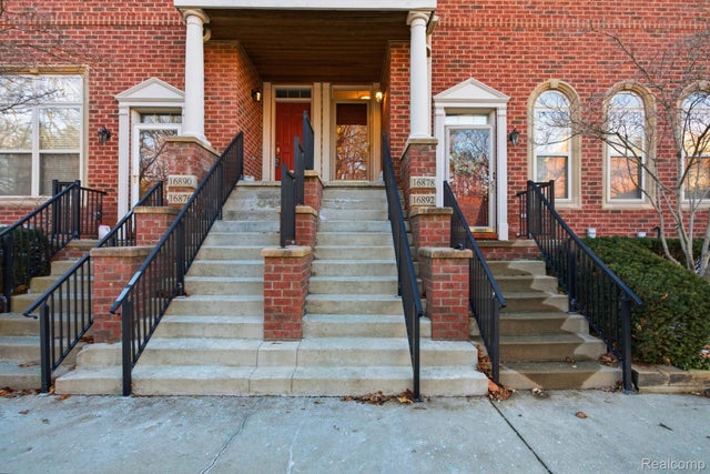 16878 Farmington Road, Livonia city