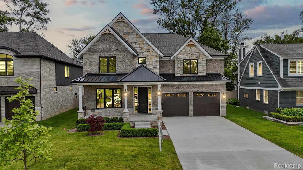 2182 Buckingham Avenue, Birmingham city