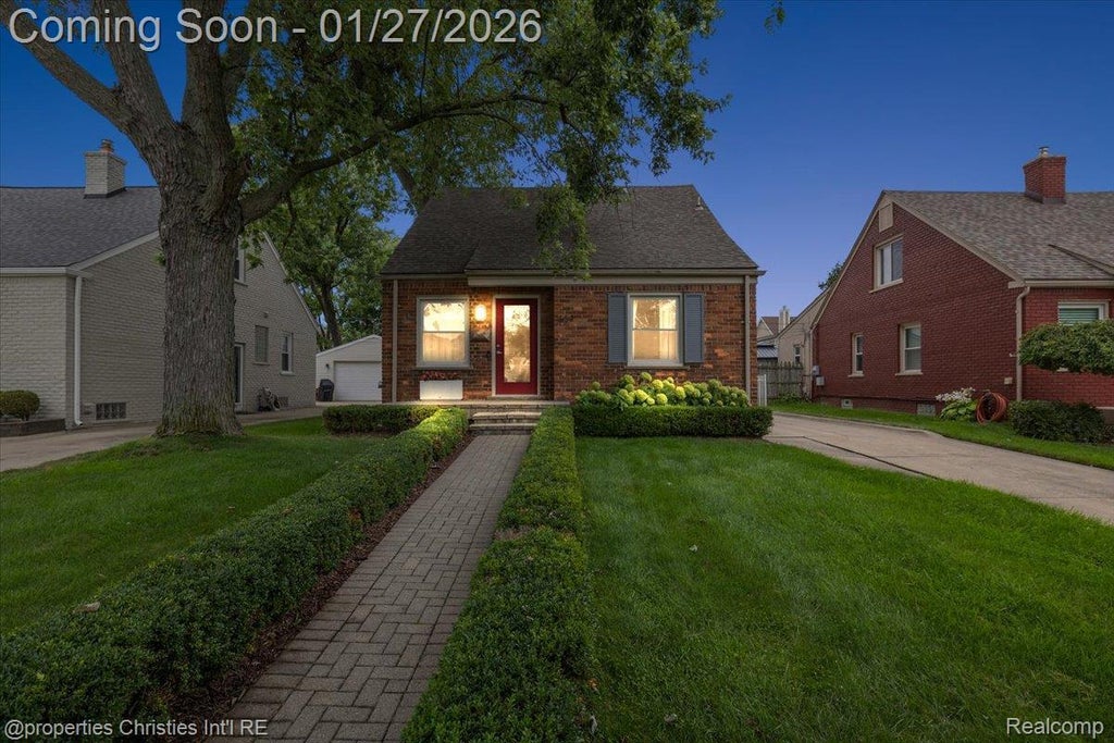 559 E Southlawn Boulevard, Birmingham city