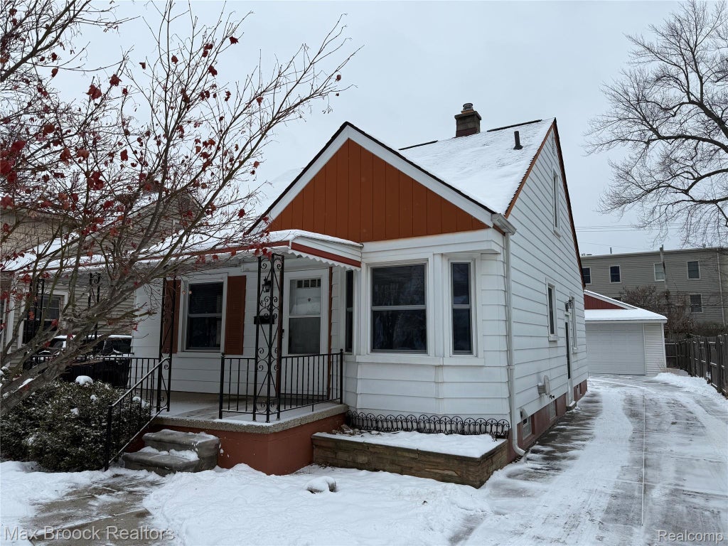 816 E 3rd Street, Royal Oak city