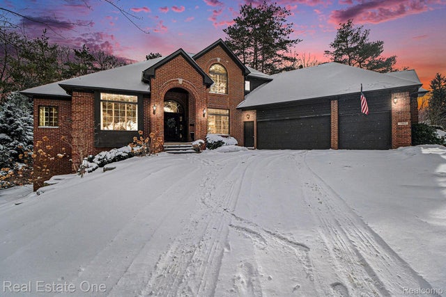 7907 Brookwood Drive, Independence charter township