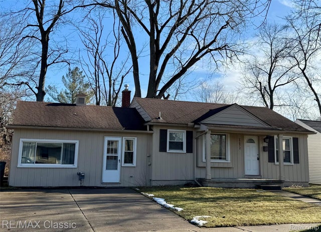 23072 Lilac Street, Farmington city