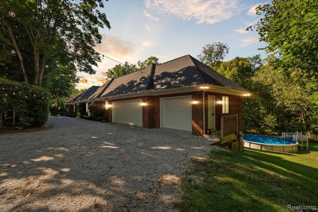 146 S Rogers Street, Northville city