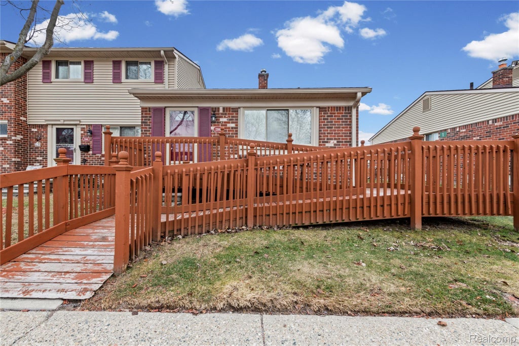 23665 Haig Street, Taylor city