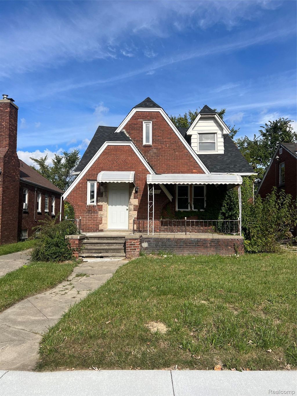 11851 College Street, Detroit city