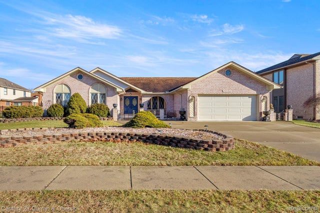 20154 Riverside Drive, Livonia city
