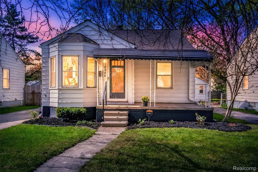 18948 Kenosha Street, Harper Woods city