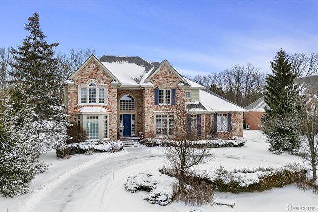 29900 Forest Drive, Franklin village