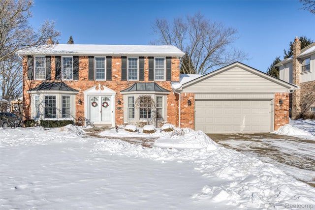 42134 Waterfall Road, Northville township