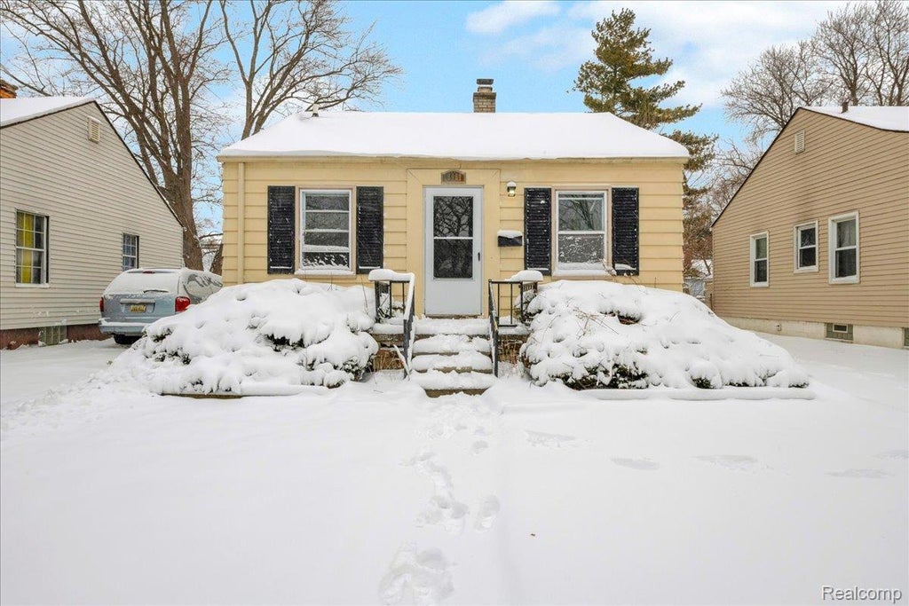 18981 Kenosha Street, Harper Woods city