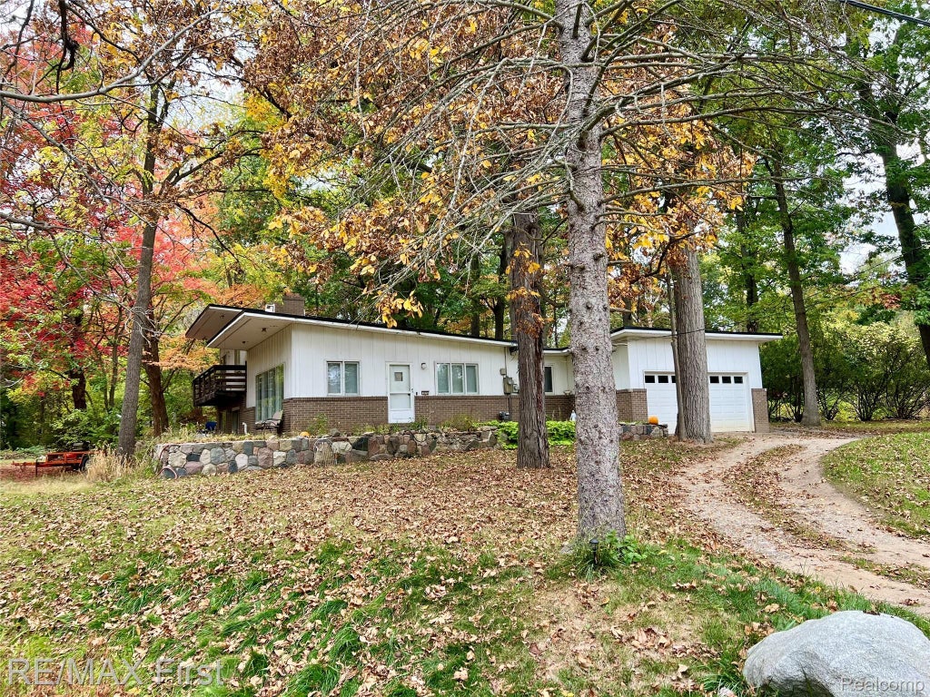 2375 Snellbrook Road, Auburn Hills city