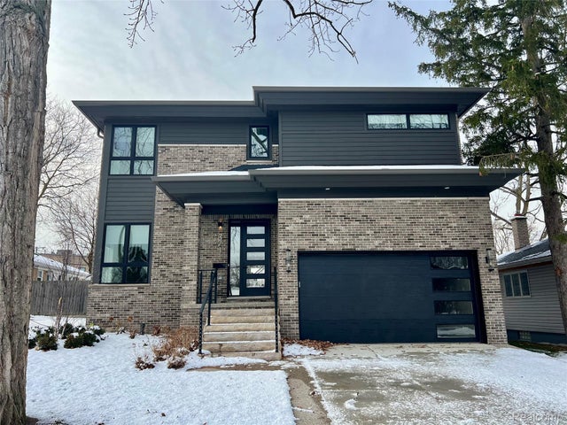 3711 Hampton Boulevard, Royal Oak city