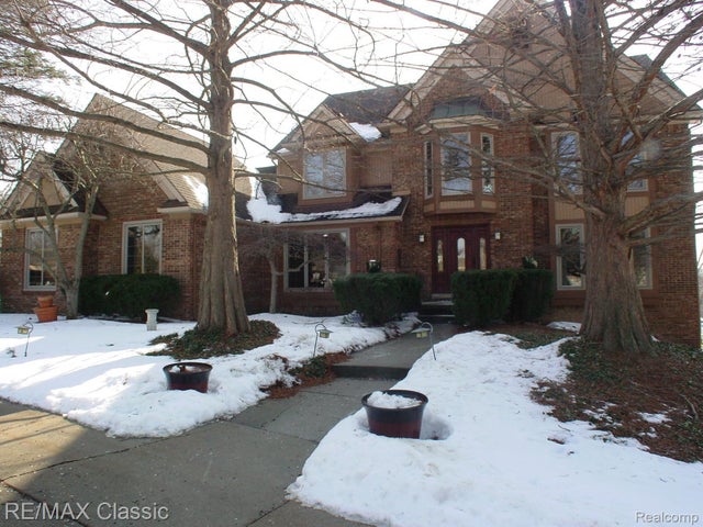 13507 Westbrook Road, Plymouth city