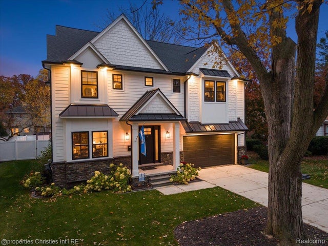 3233 Warick Road, Royal Oak city