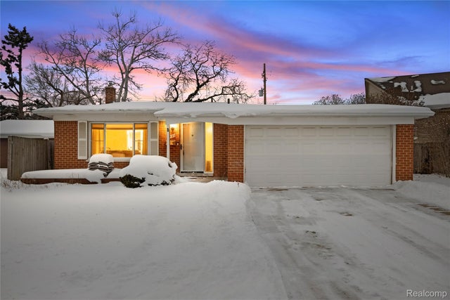 1451 Kenilworth Place, Clawson city