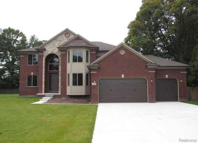 6831 John R Road, Troy city