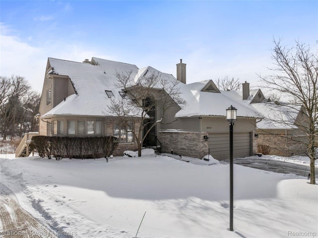 38319 Golfview Drive, Farmington Hills city