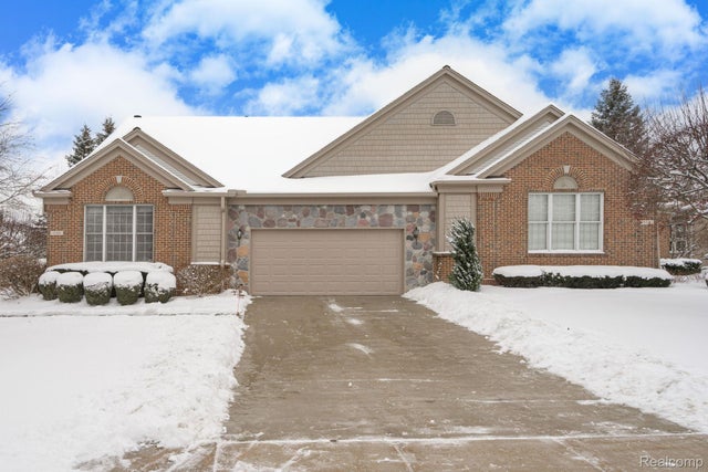 530 Wyngate Drive, Rochester city