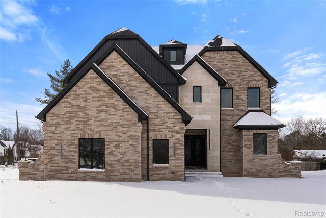 5321 Rochester Rd, Troy city