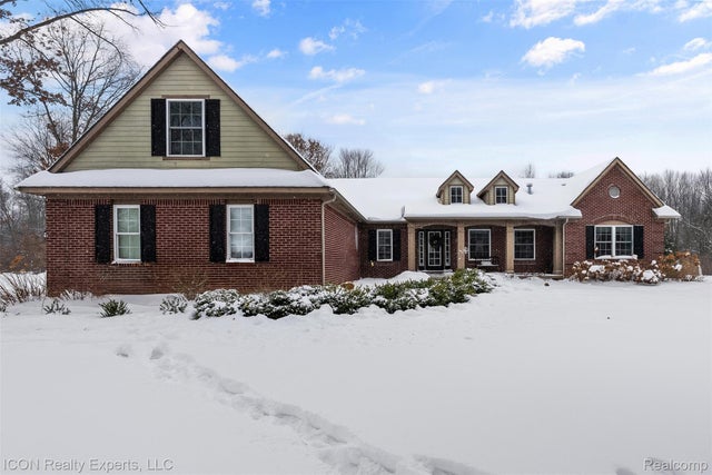 11185 Cassidy Trail, Springfield charter township