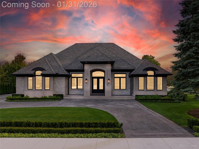 4592 Pinnacle Boulevard, Oakland charter township