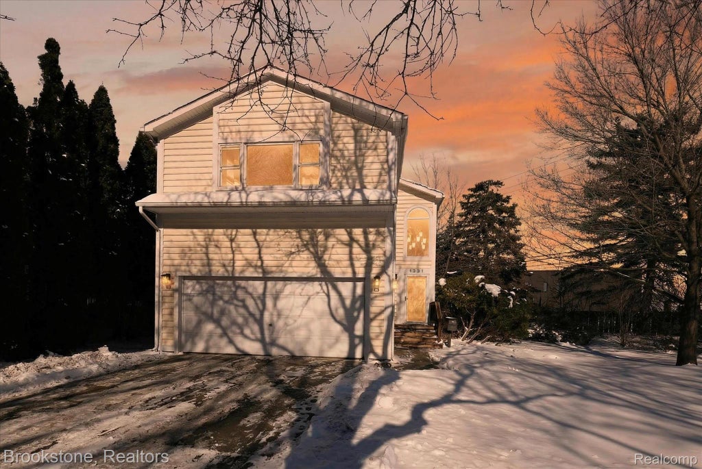 1331 Davis Avenue, Birmingham city