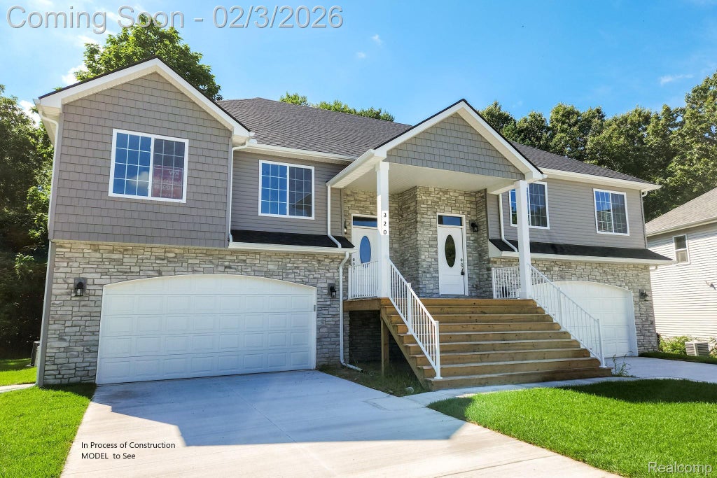 295 Whispering Pines Drive 20, Fenton city