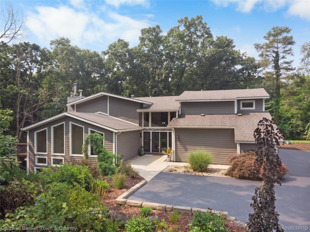 5728 Eggert Place, Brighton city