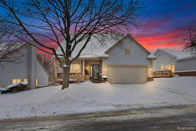 30823 Palmer Drive, Novi city