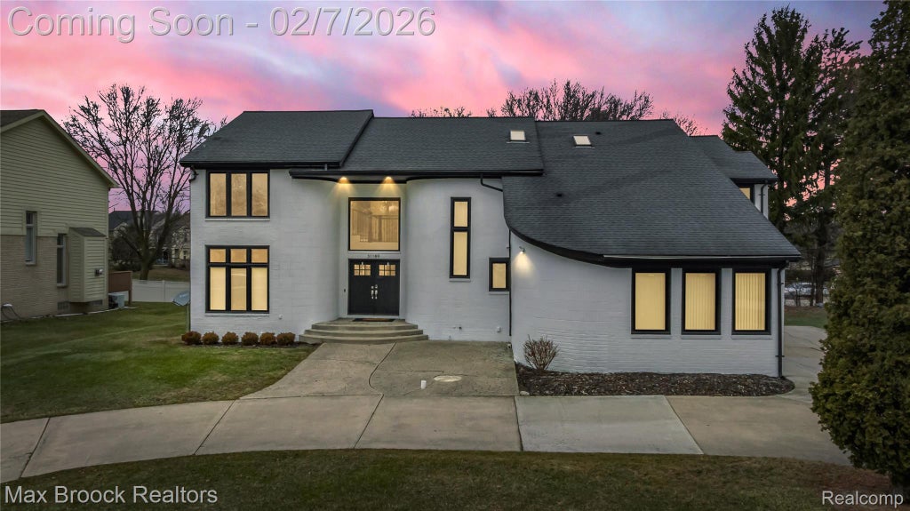 31189 Country Ridge Circle, Farmington Hills city