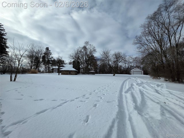 47420 W Ann Arbor Trail, Plymouth charter township