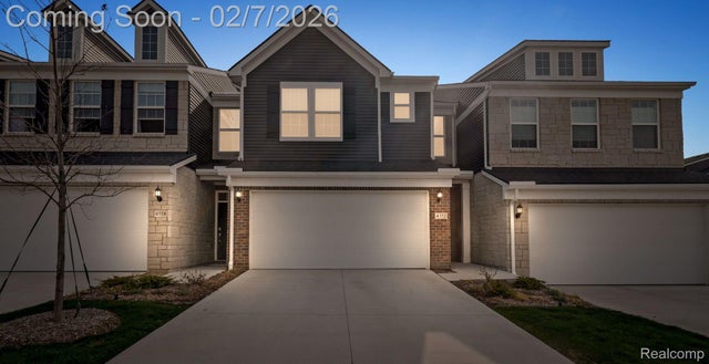 4112 Nottingham Circle, Village of Clarkston city