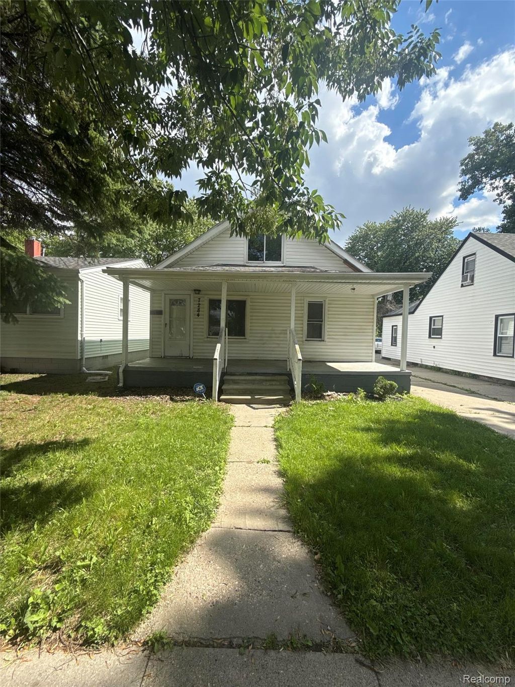 7284 Orchard Avenue, Warren city