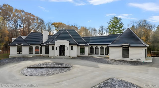 625 Fairbrook Street, Northville township