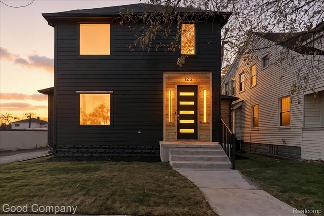 125 N Washington Ave Avenue, Royal Oak city