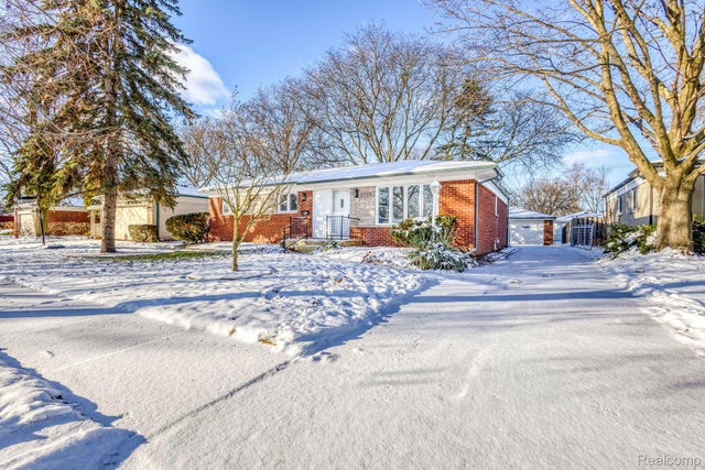 2703 Downey Drive, Troy city