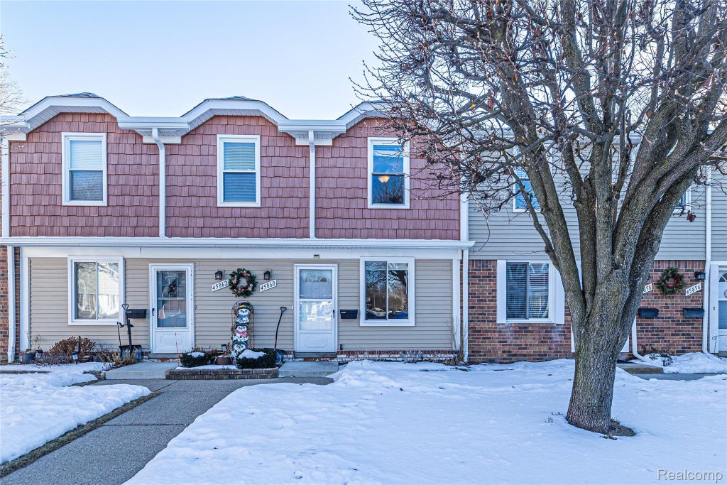 45860 Kensington Street, Utica city