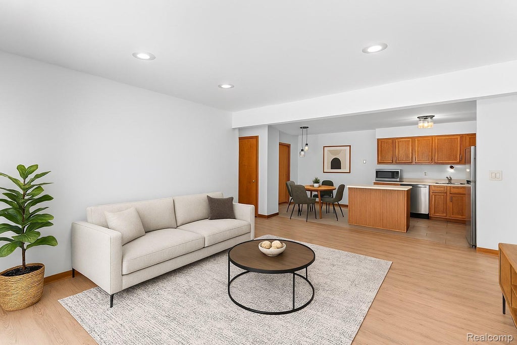 15356 Ashley Court 38, Macomb township