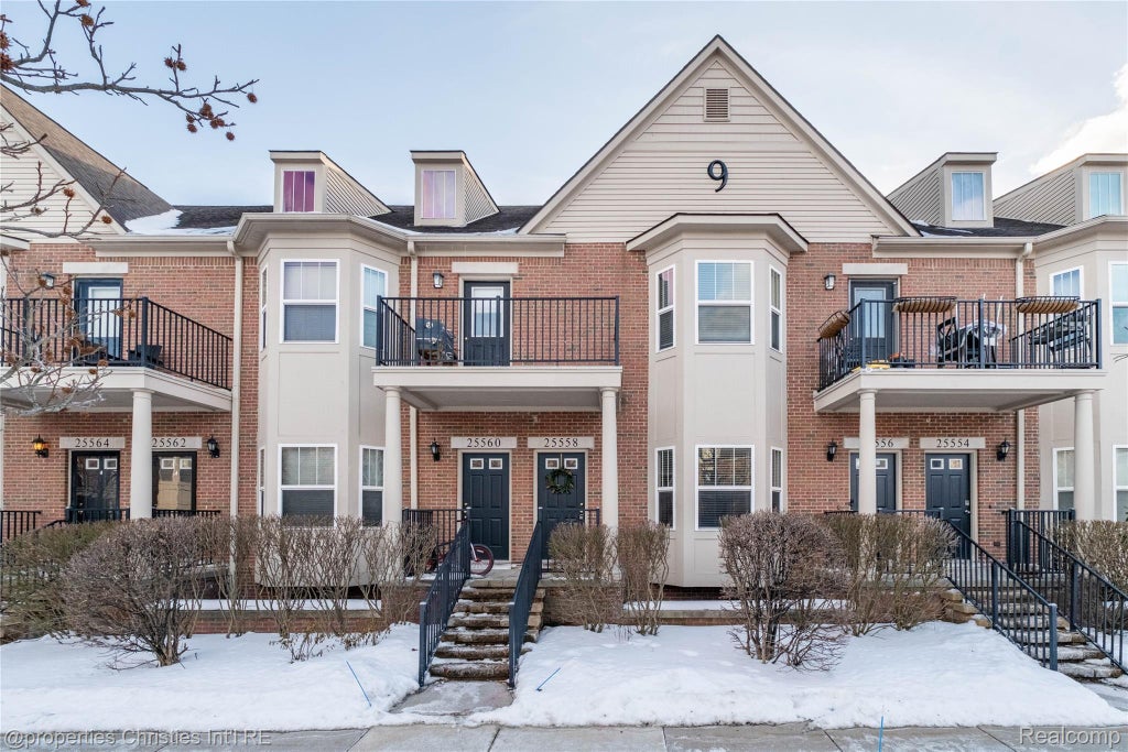 25558 Portico Lane, Novi city