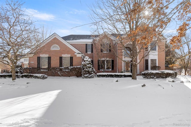 44570 White Pine Circle W, Northville township