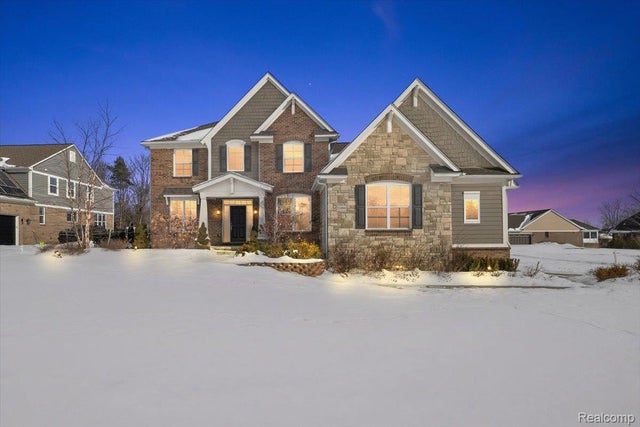 21090 Prestwick, Farmington Hills city