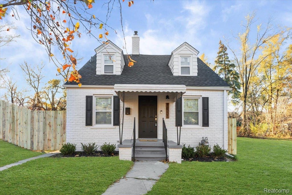 16221 Santa Rosa Drive, Detroit city