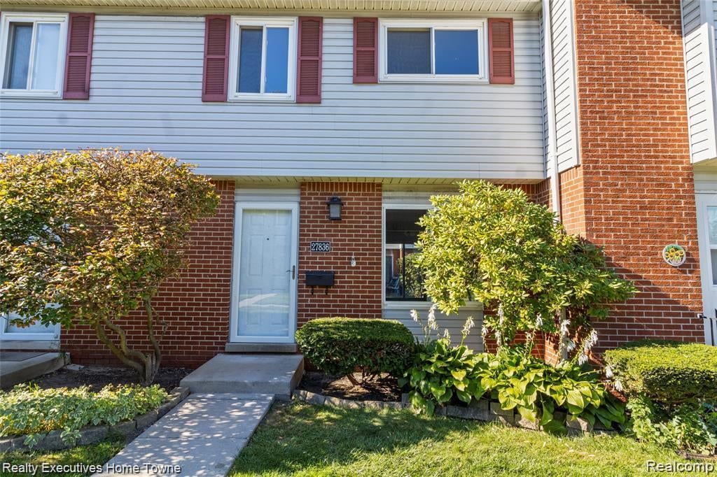 27836 Eastwick, Roseville city