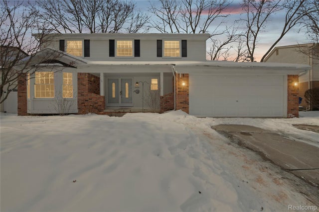 7459 Admiralty Drive, Canton charter township