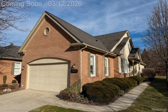 39472 Village Run Drive, Northville township